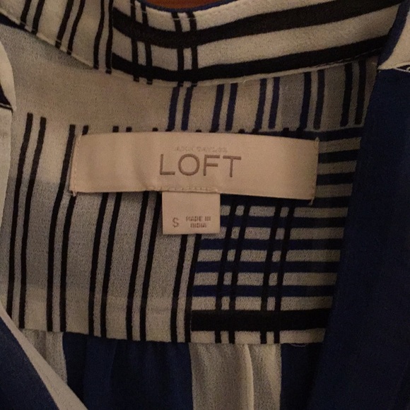 Gorgeous LOFT Long Sleeve - Picture 3 of 4